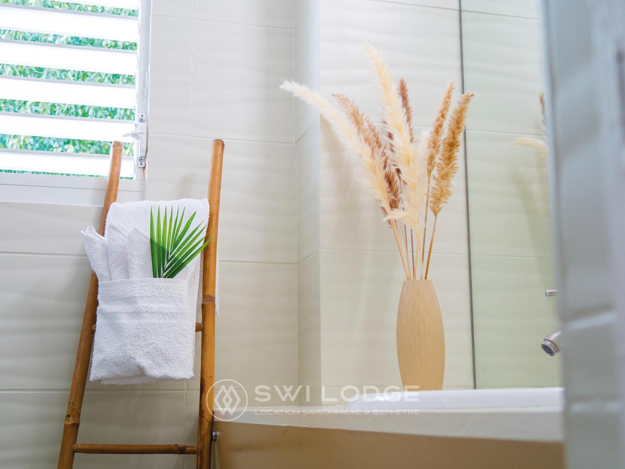 Swilodge Vue Sur Mer ! Petit Dejeuner Et Location De Voiture Possible Льо Мул Екстериор снимка